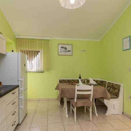 Apartments Korina Kanfanar Ngoại thất bức ảnh