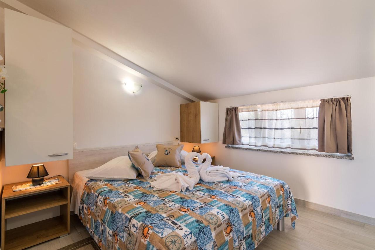 Apartments Korina Kanfanar Ngoại thất bức ảnh